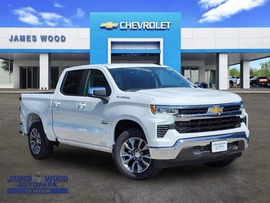 2026 Chevrolet Silverado 1500 LT photo 1