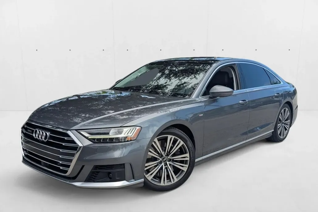 2021 Audi A8 L 60 TFSI Quattro photo 1