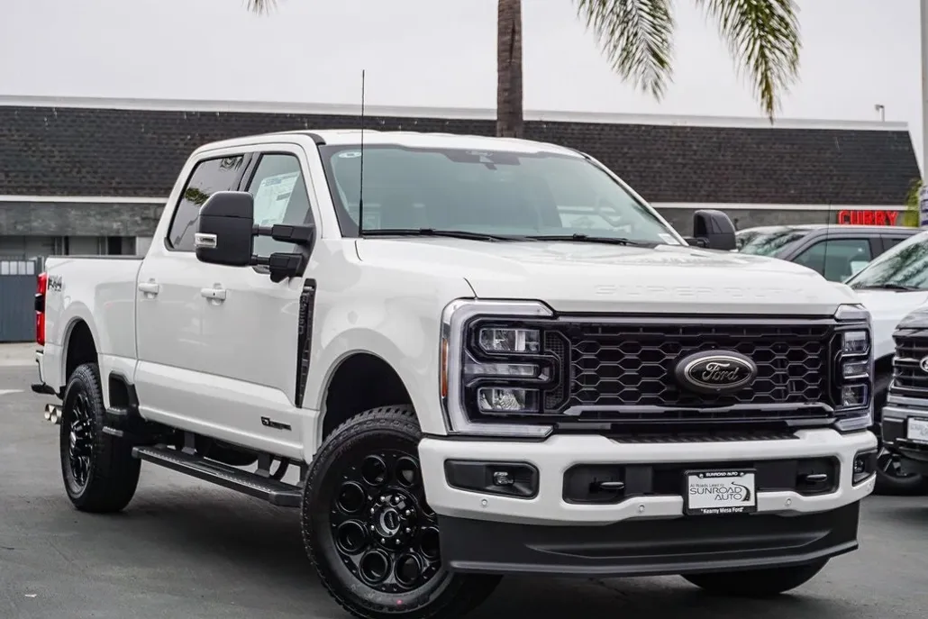 2025 Ford F-250 photo 1