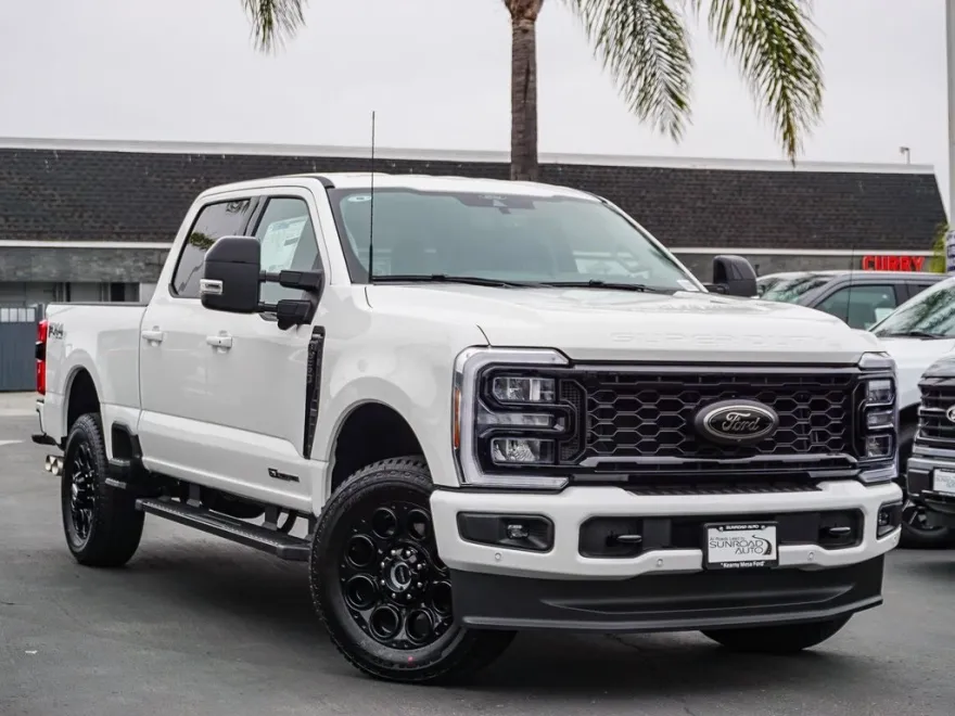2025 Ford F-250 photo 1