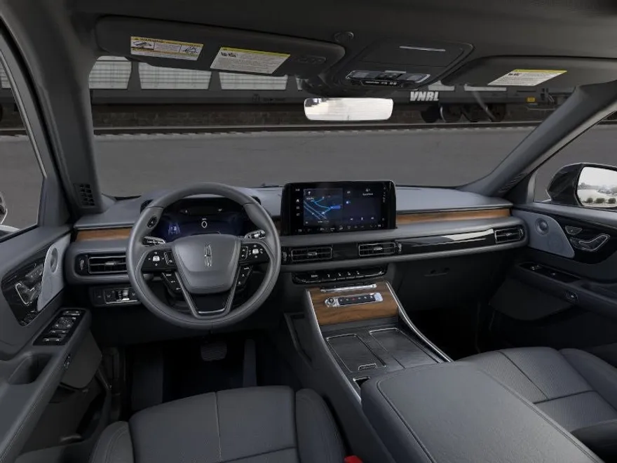 2025 Lincoln Aviator Reserve photo 5