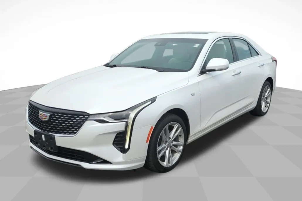 2023 Cadillac CT4 Luxury photo 1