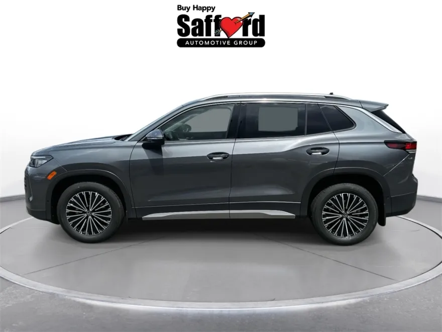 2025 Volkswagen Tiguan S photo 1