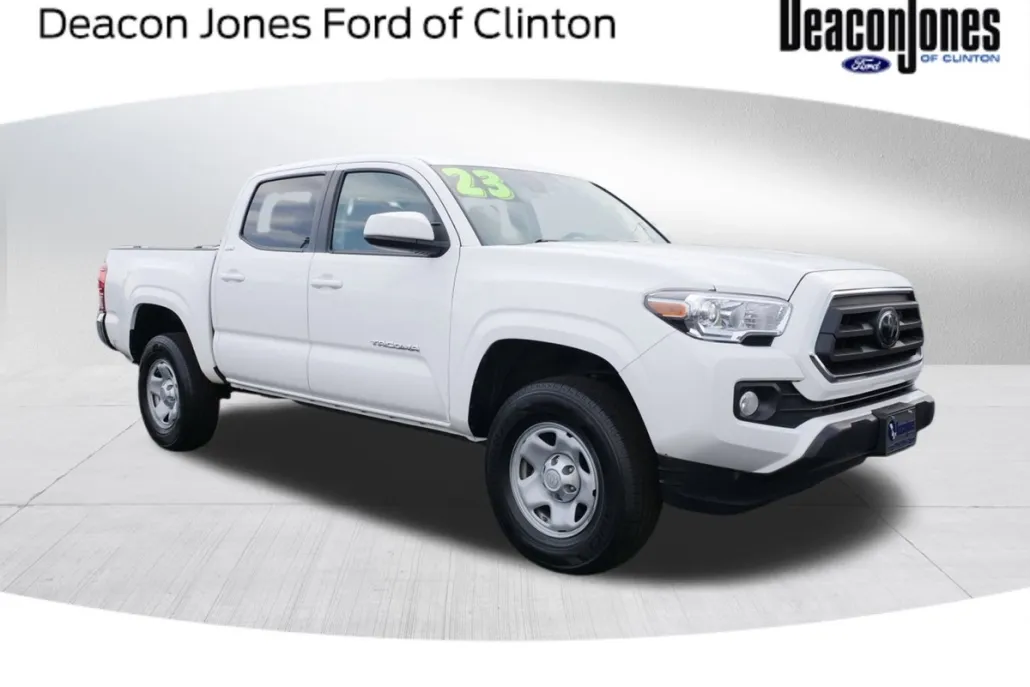 2023 Toyota Tacoma SR5 photo 1