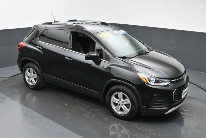 2019 Chevrolet Trax LT photo 1