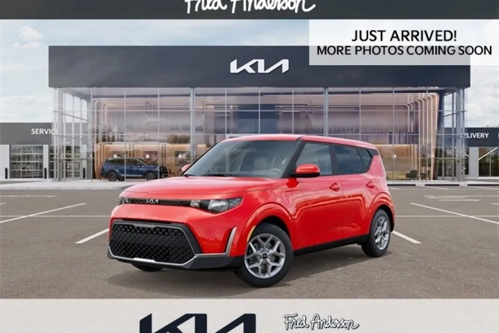 2025 Kia Soul S photo 1