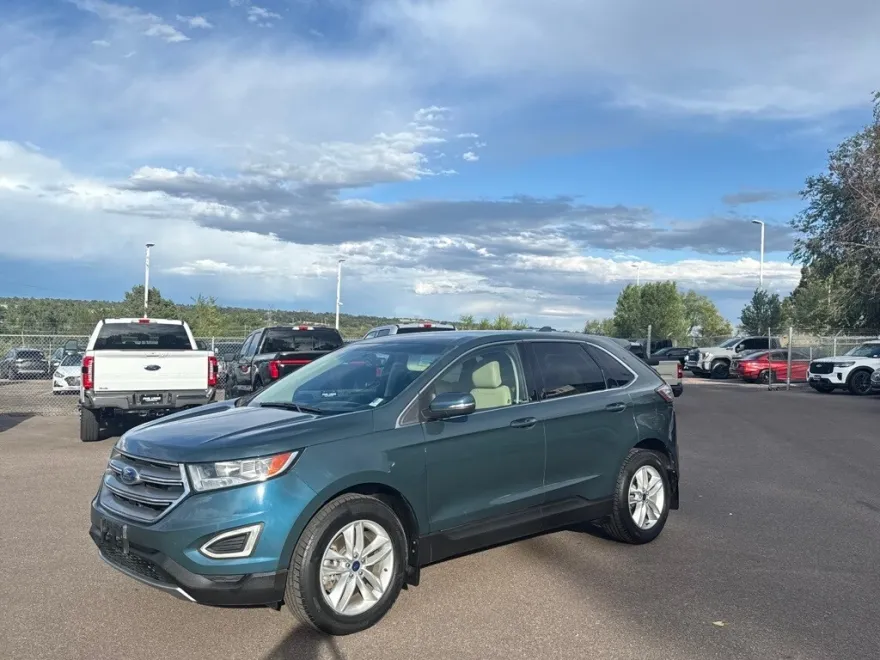 2016 Ford Edge SEL photo 1