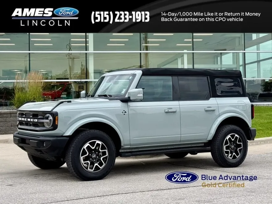 2024 Ford Bronco Outer Banks photo 1