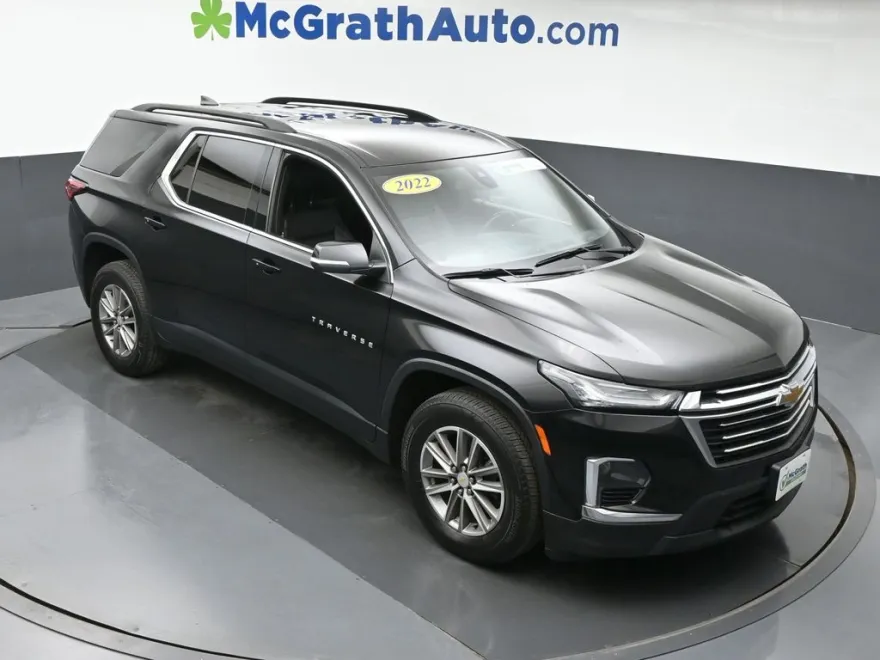 2022 Chevrolet Traverse Leather photo 1