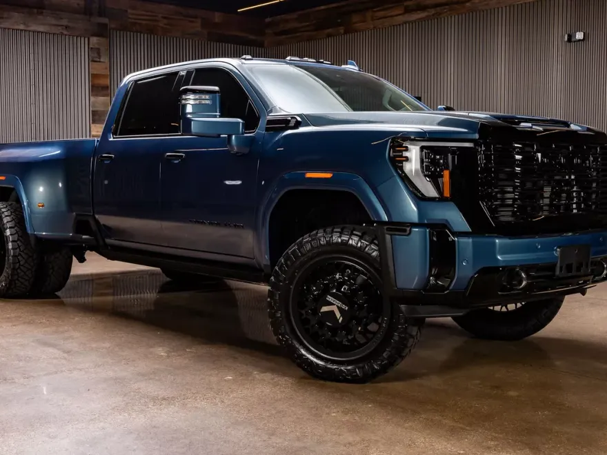 2025 Gmc Sierra HD Denali photo 1