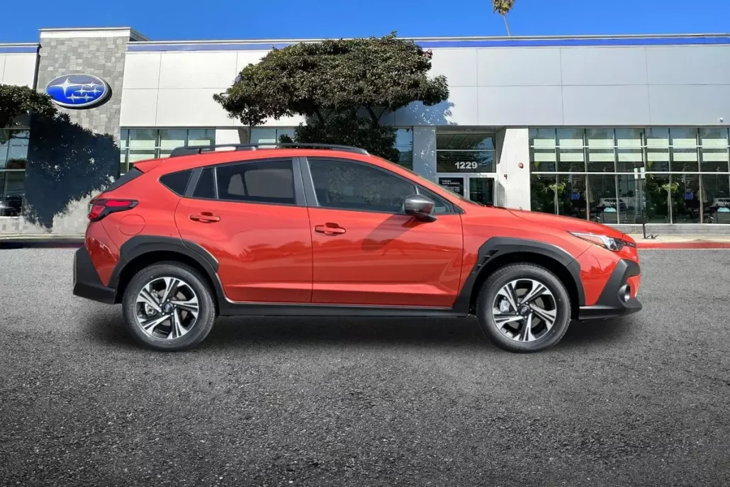 2025 Subaru Crosstrek Premium photo 1