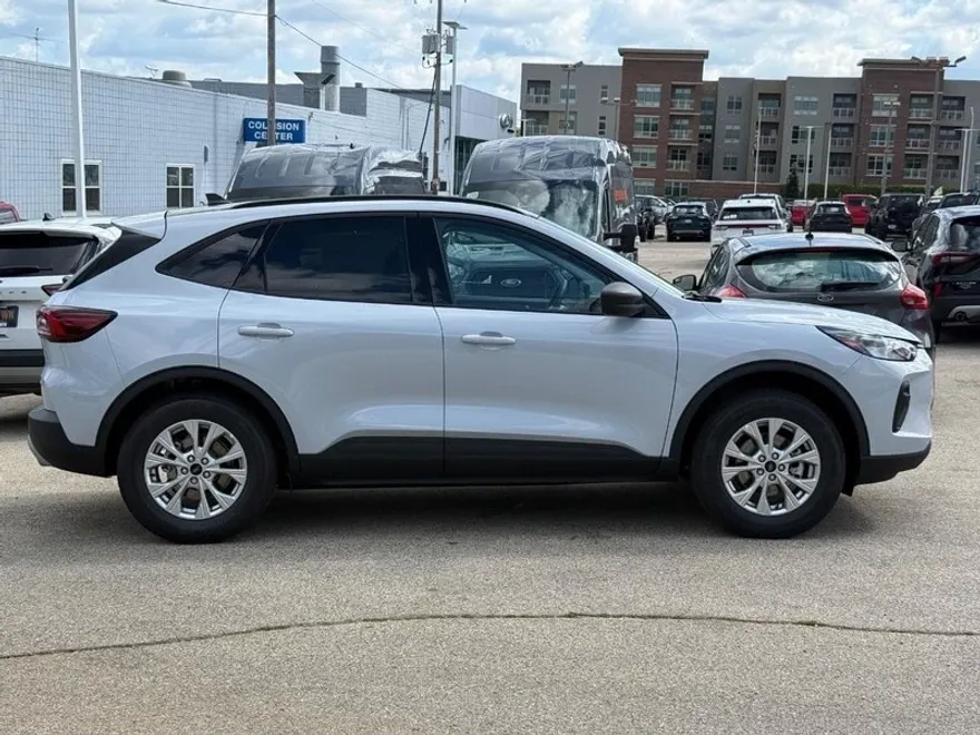 2025 Ford Escape Active photo 1