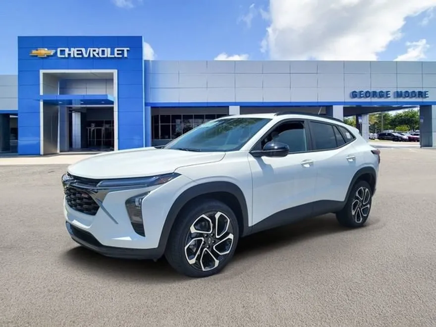 2025 Chevrolet Trax photo 1