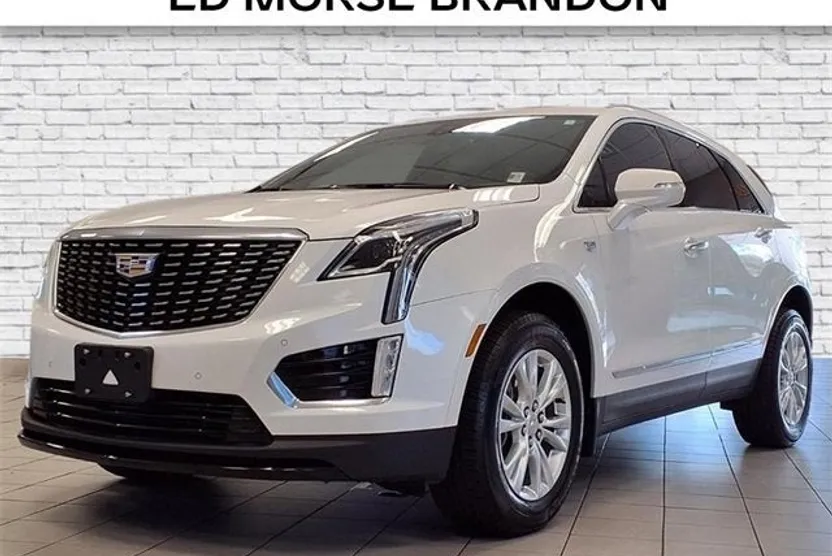 2023 Cadillac XT5 Luxury photo 1