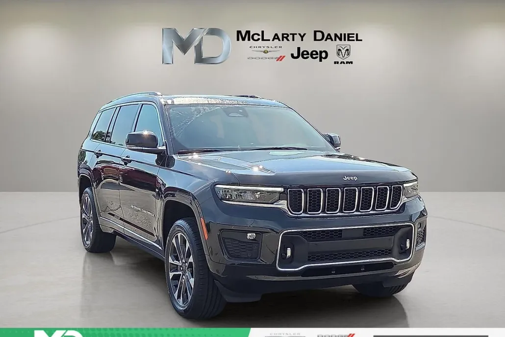 2023 Jeep Grand Cherokee L photo 1