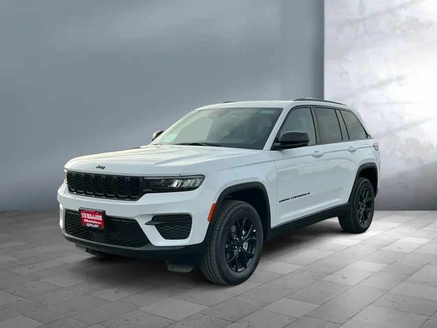 2025 Jeep Grand Cherokee Altitude photo 1