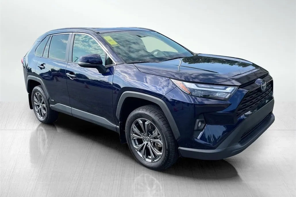 2022 Toyota RAV4 Hybrid XLE Premium photo 1