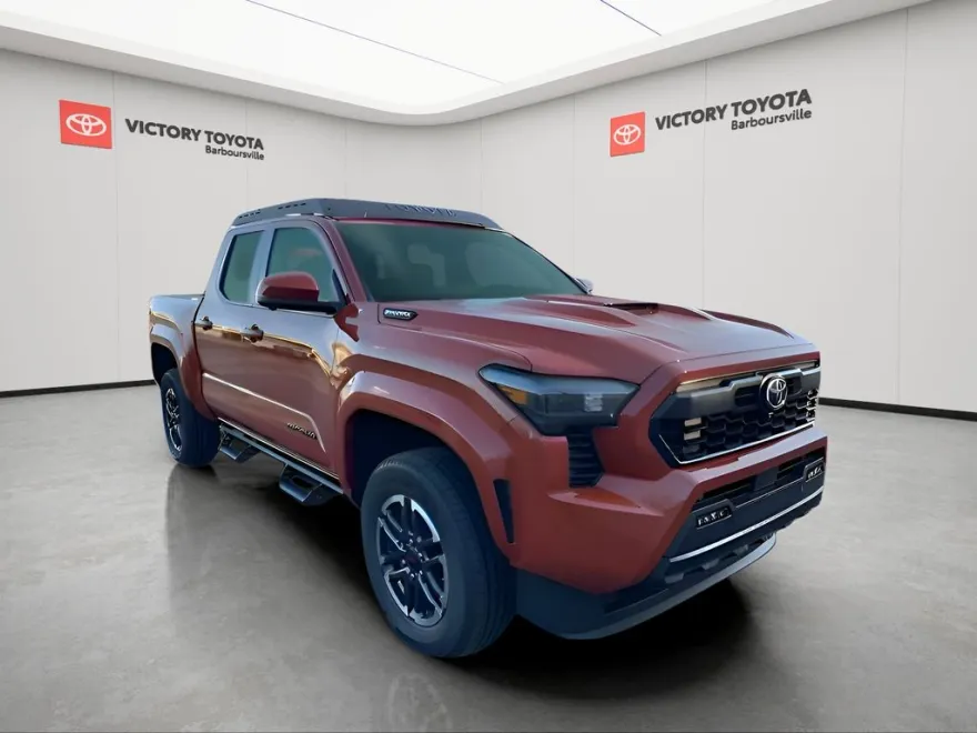 2025 Toyota Tacoma TRD Sport photo 1