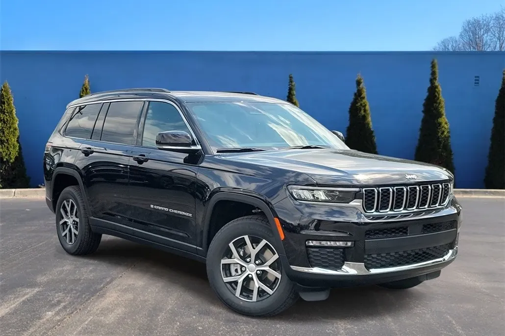 2025 Jeep Grand Cherokee Limited photo 1
