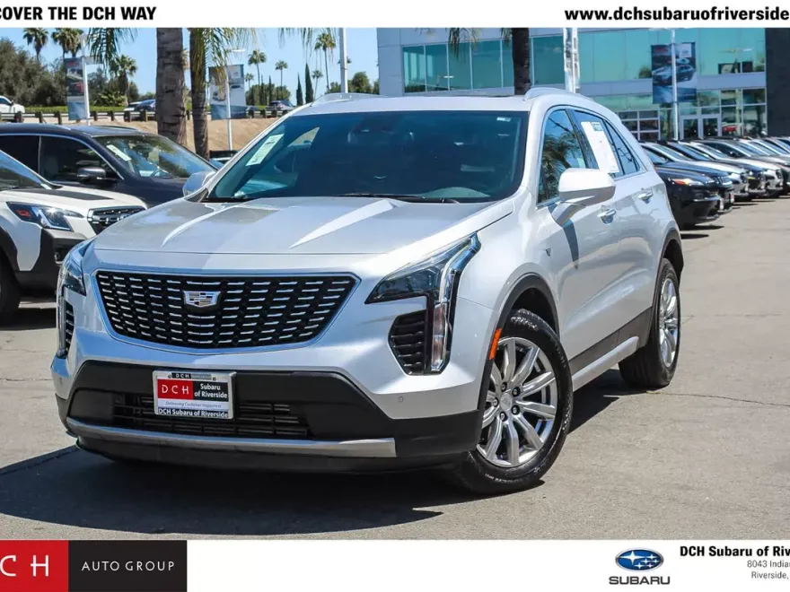 2020 Cadillac XT4 Premium Luxury photo 1