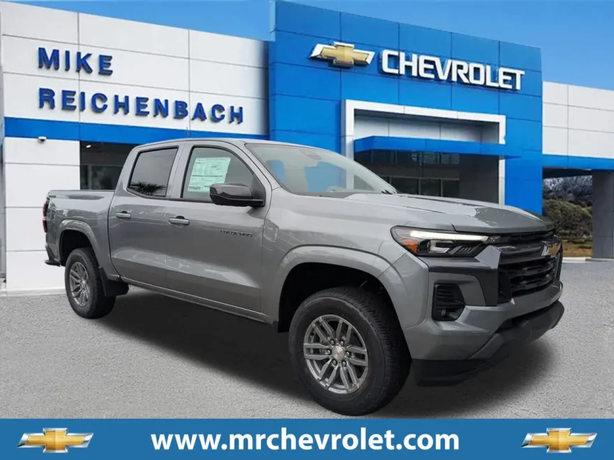 2026 Chevrolet Colorado LT photo 1