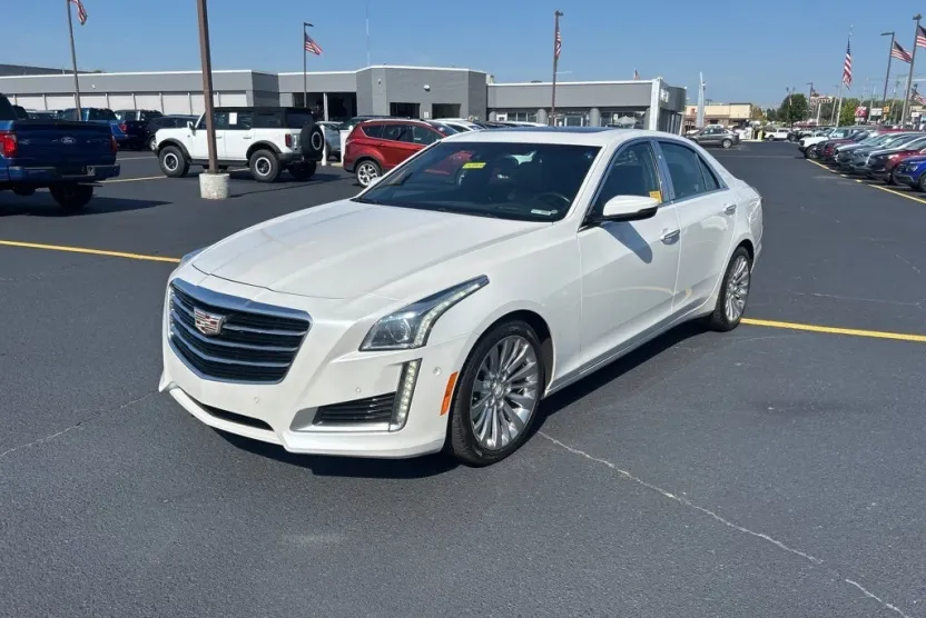 2016 Cadillac CTS Premium photo 1