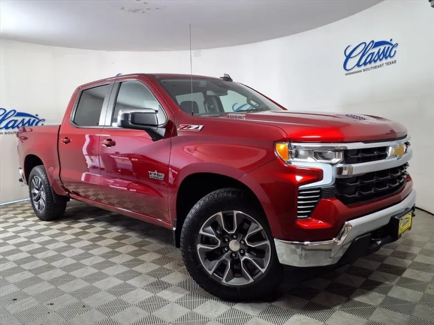 2023 Chevrolet Silverado 1500 LT photo 1