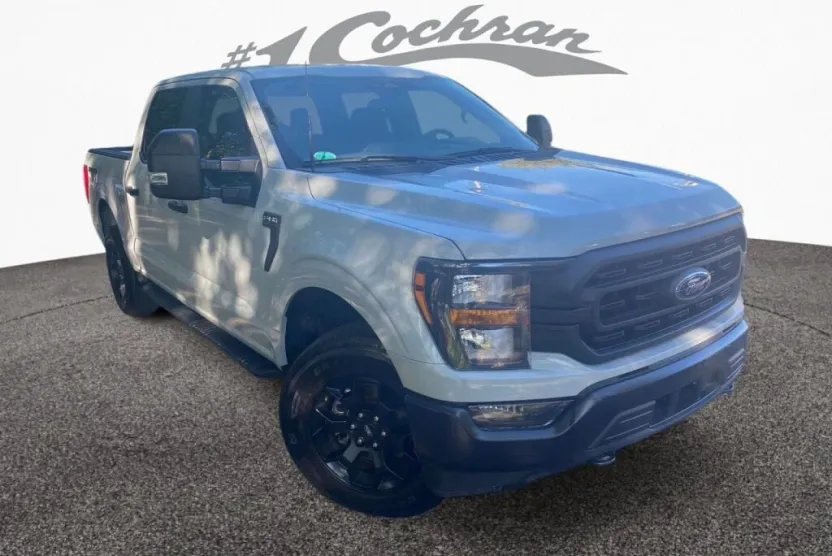 2023 Ford F-150 XL photo 1
