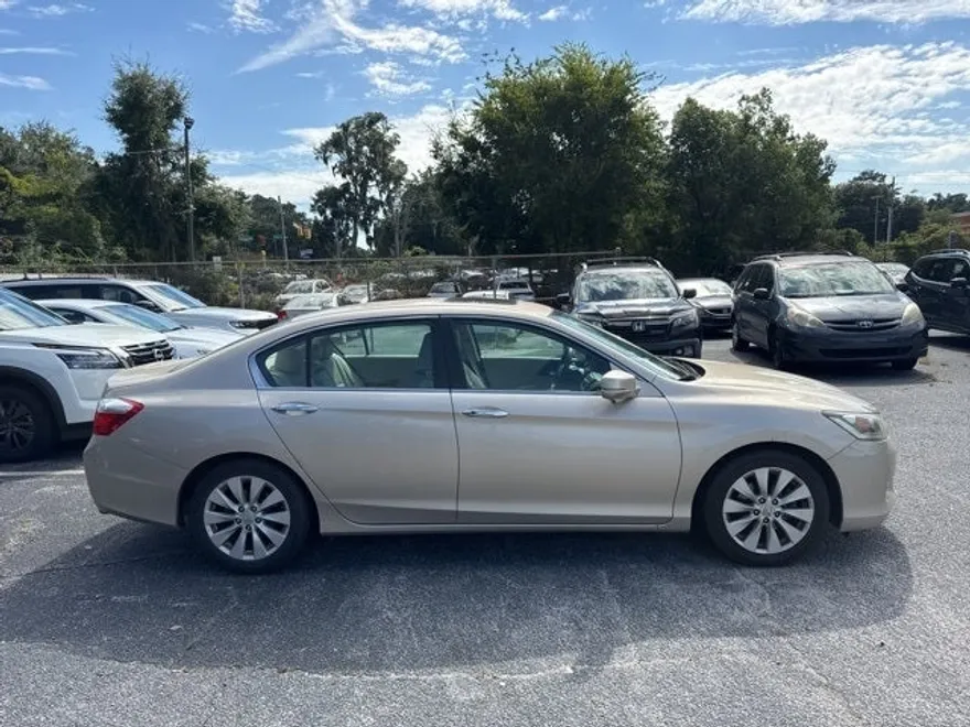 2015 Honda Accord EX-L photo 1