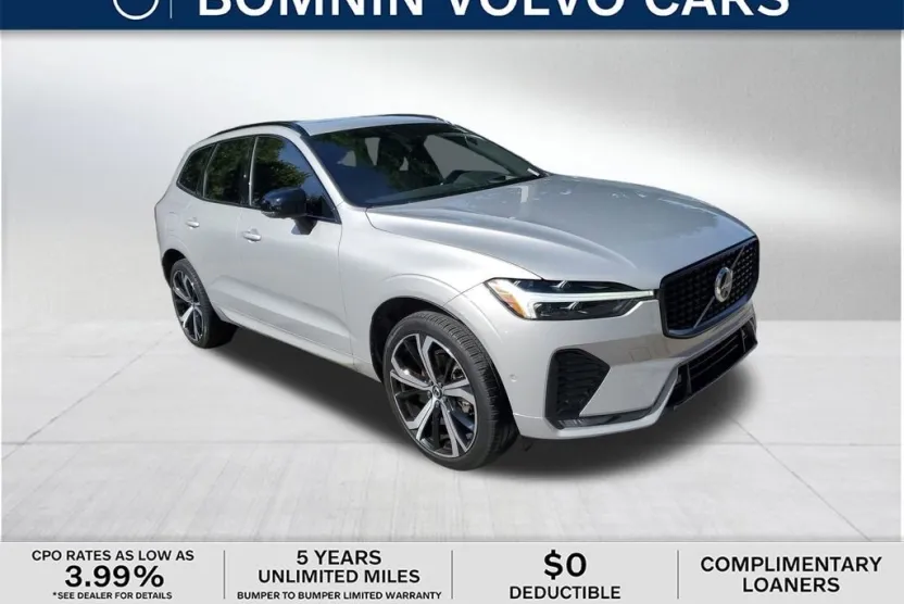 2022 Volvo XC60 B5 R-Design photo 1