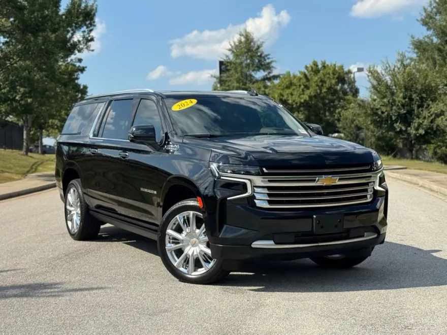 2024 Chevrolet Suburban High Country photo 1