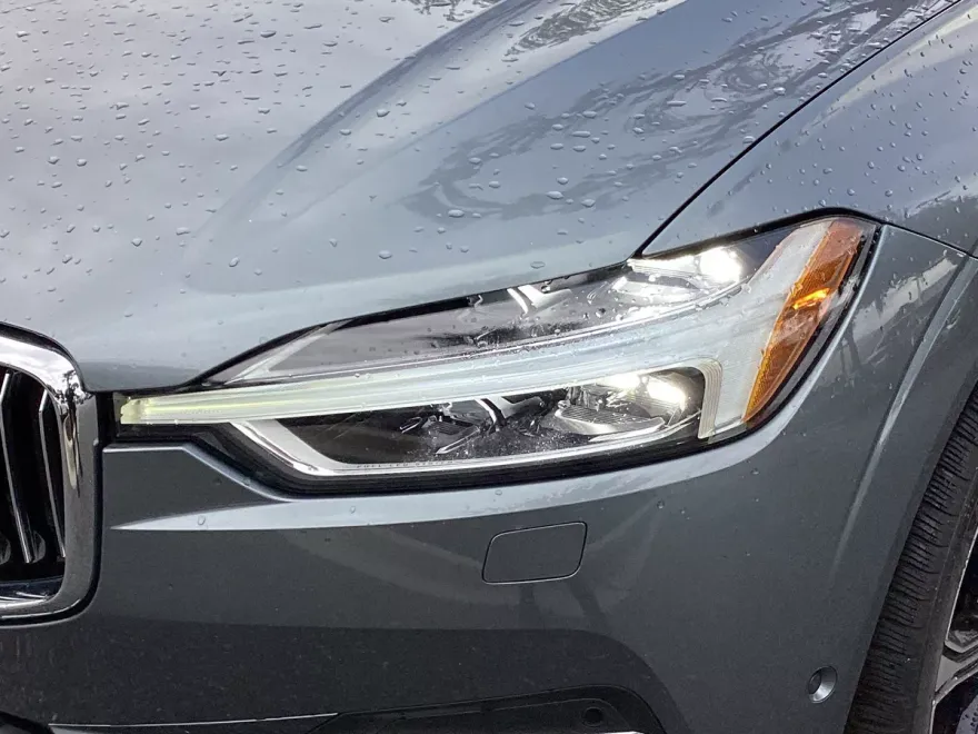 2019 Volvo XC60 Inscription photo 1