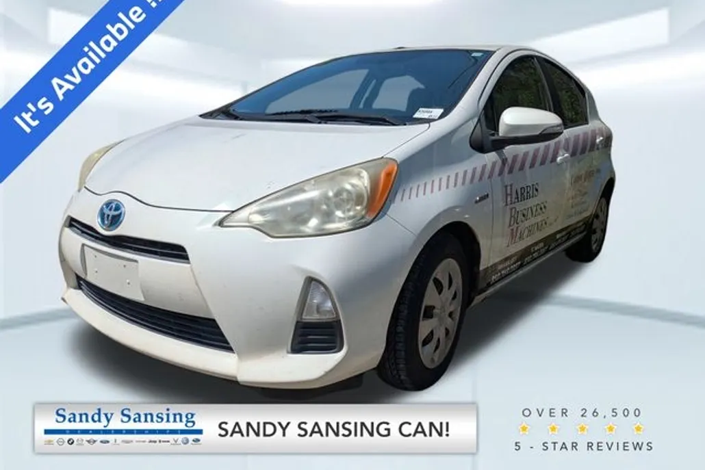 2012 Toyota Prius C One photo 1