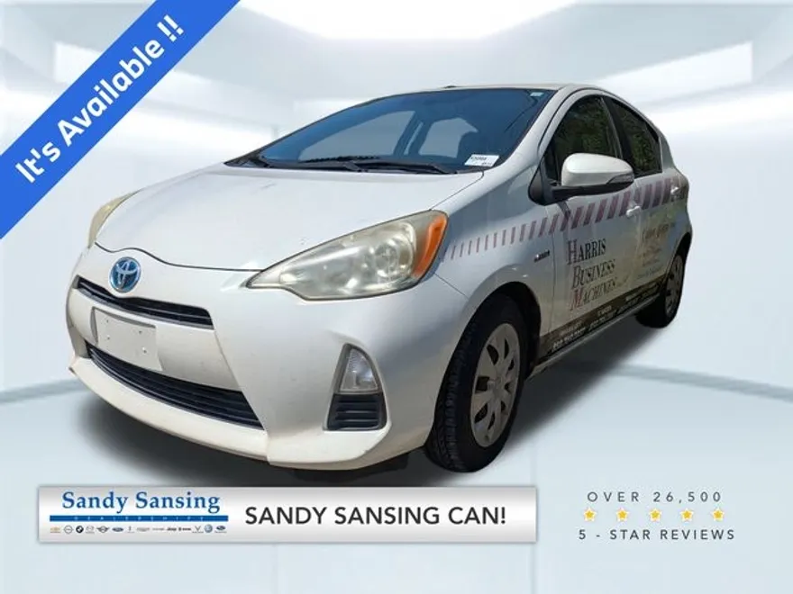 2012 Toyota Prius C One photo 1