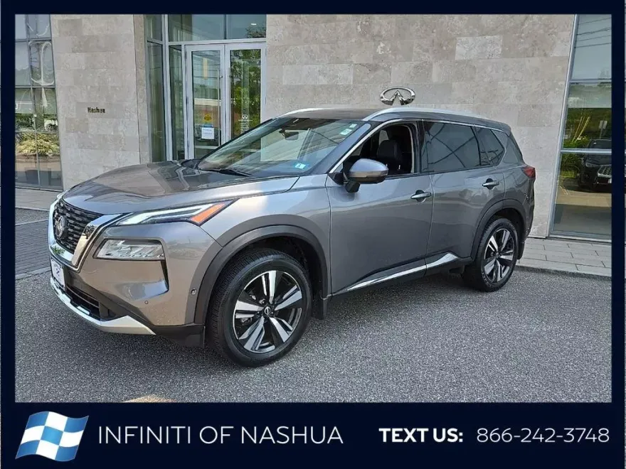 2023 Nissan Rogue Platinum photo 1