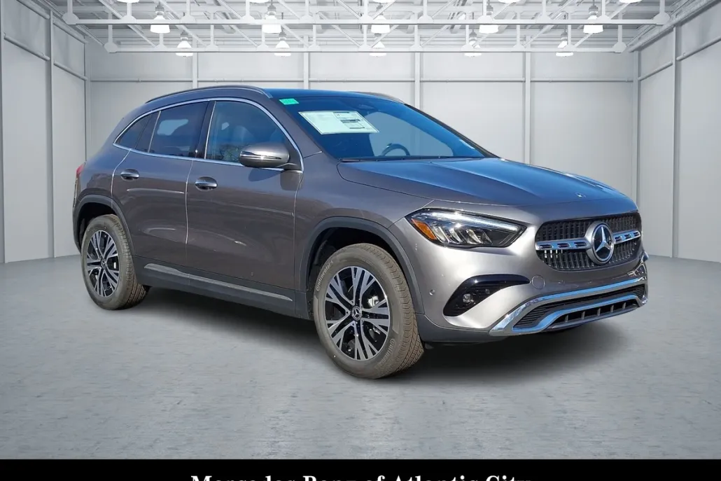 2025 Mercedes Benz GLA 250 4MATIC photo 1