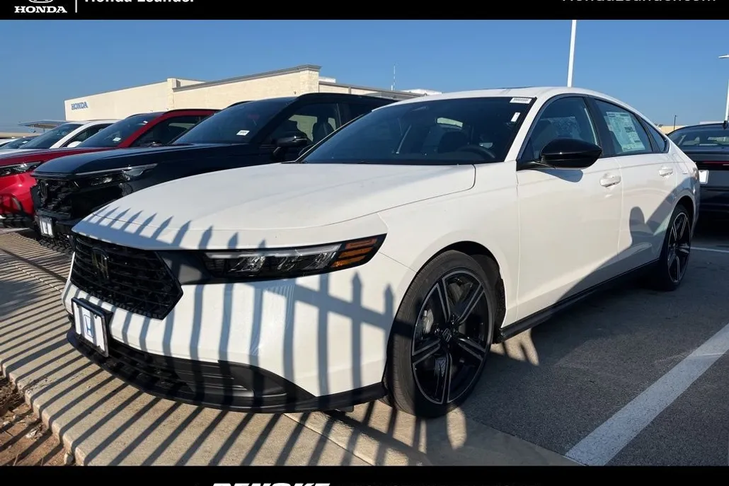 2025 Honda Accord Hybrid Sport photo 1