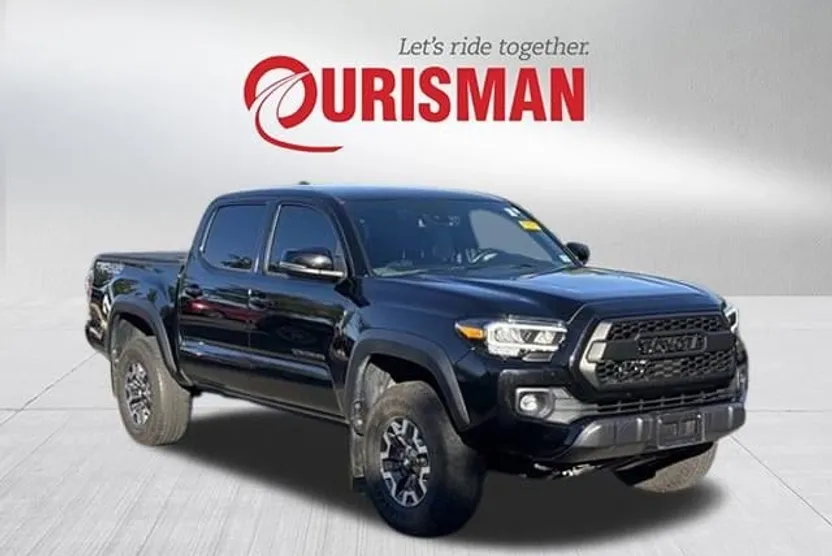 2023 Toyota Tacoma TRD V6 photo 1