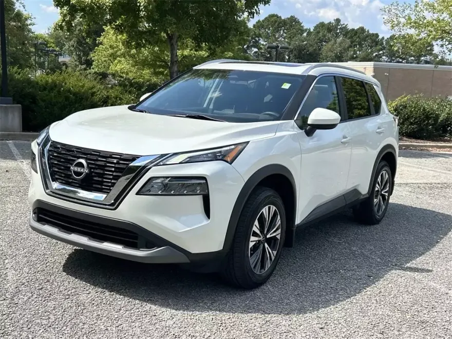 2023 Nissan Rogue SV photo 1