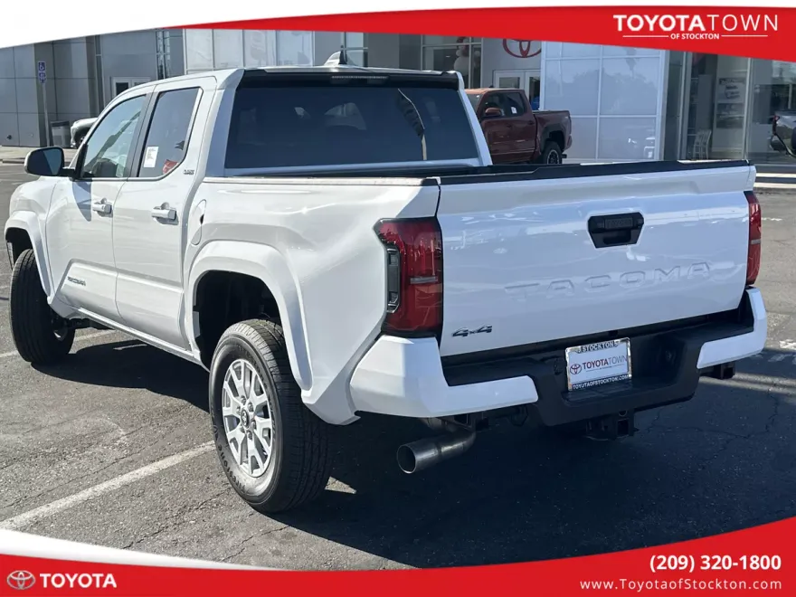 2025 Toyota Tacoma SR5 Double Cab photo 1