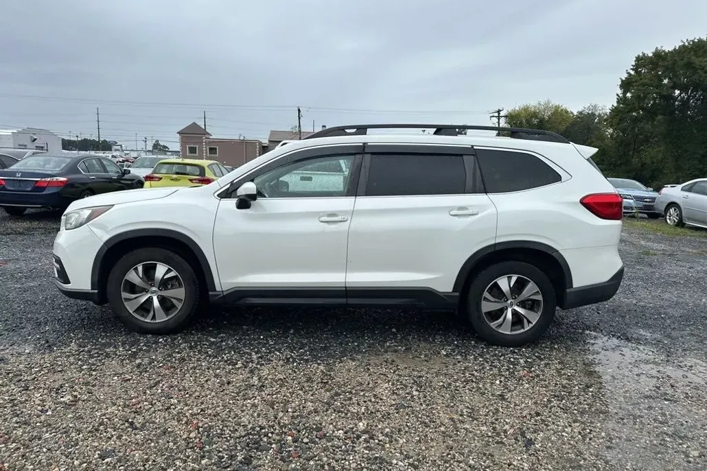 2019 Subaru Ascent Premium photo 1
