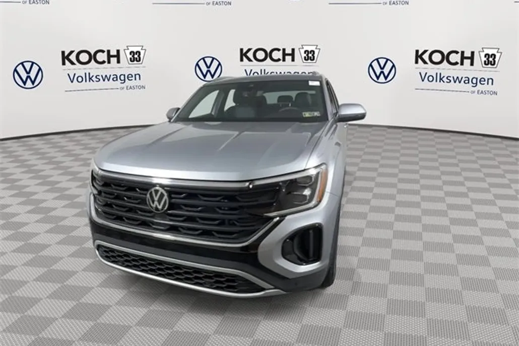 2026 Volkswagen Atlas Cross Sport SE Technology photo 1