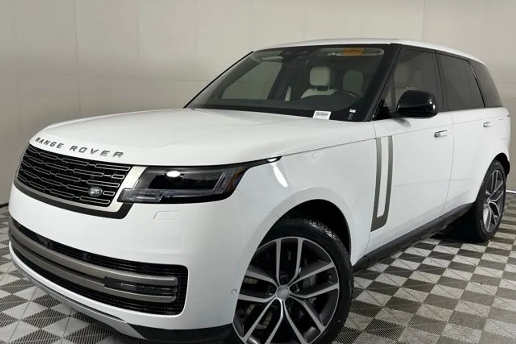 2025 Land Rover Range Rover SE photo 1