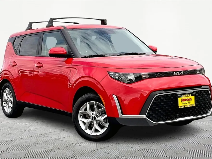 2025 Kia Soul S photo 1