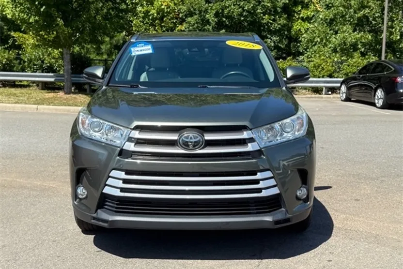 2018 Toyota Highlander XLE photo 1