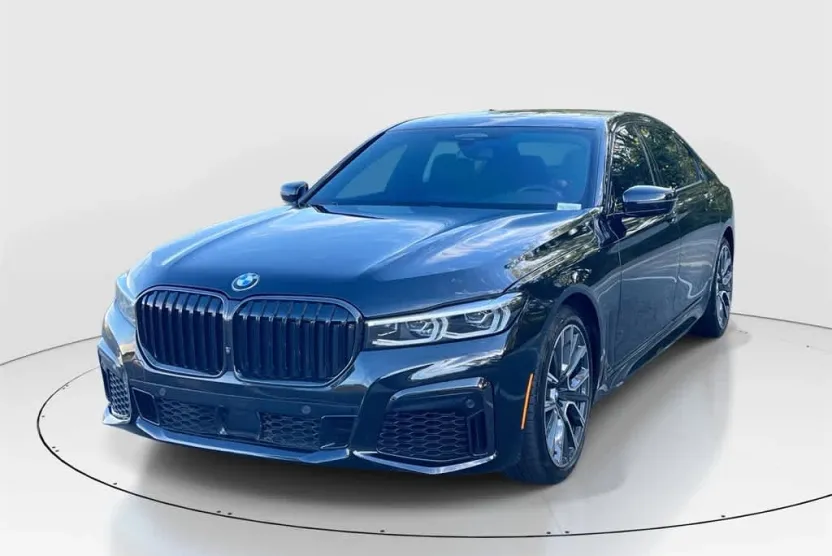 2022 Bmw 740i photo 1