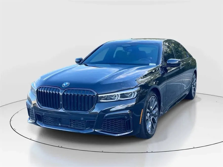 2022 Bmw 740i photo 1