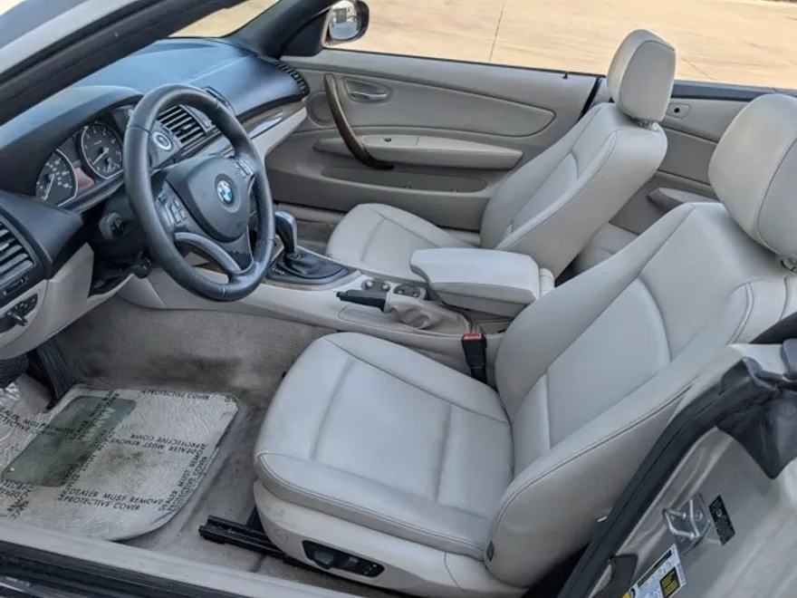 2010 Bmw 128i 1-Series photo 1