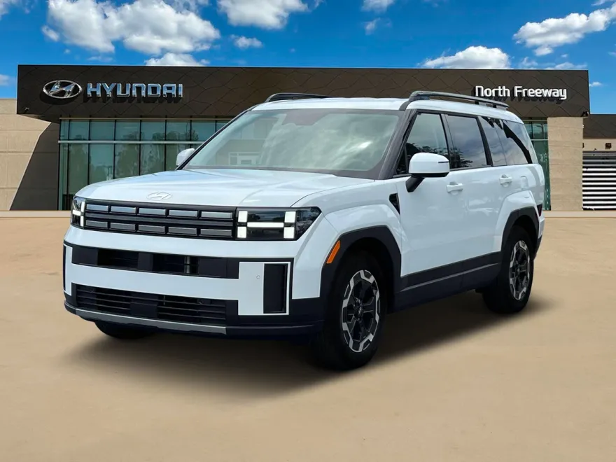 2025 Hyundai Santa Fe SEL photo 1