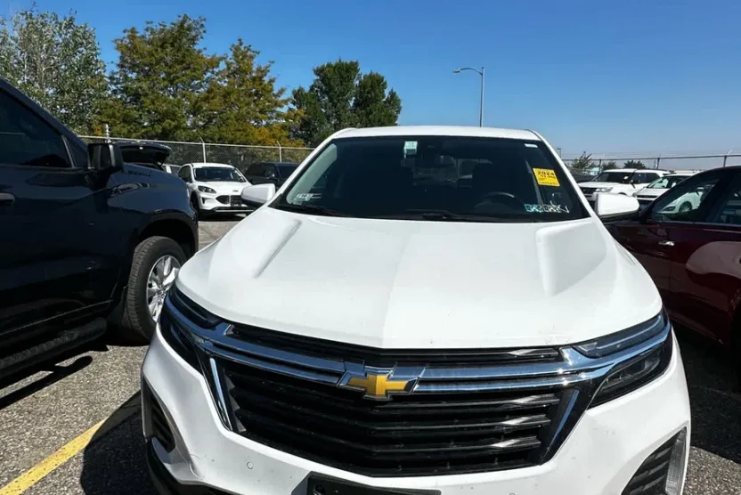 2024 Chevrolet Equinox photo 1